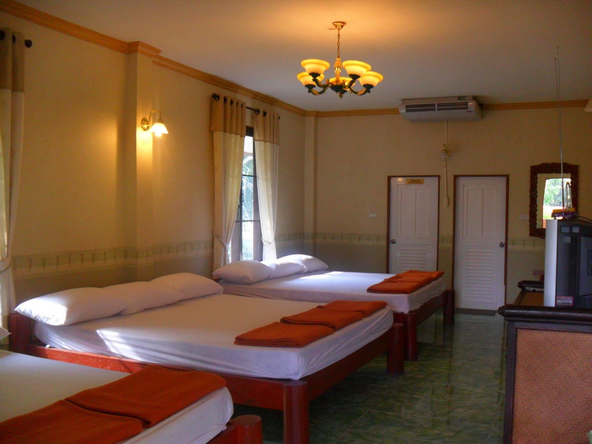 Saengthong Resort Chiangmai Chiang Mai Exterior foto